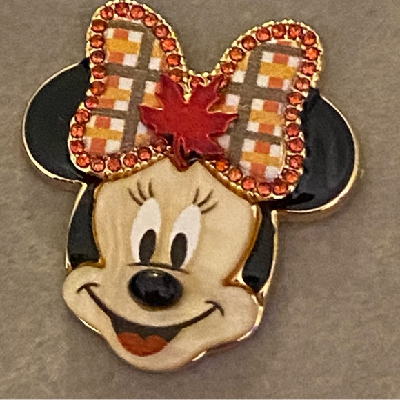 Disney x BaubleBar Minnie Mouse Autumn Fall Leaf Bow Earrings - Picture 3 of 4